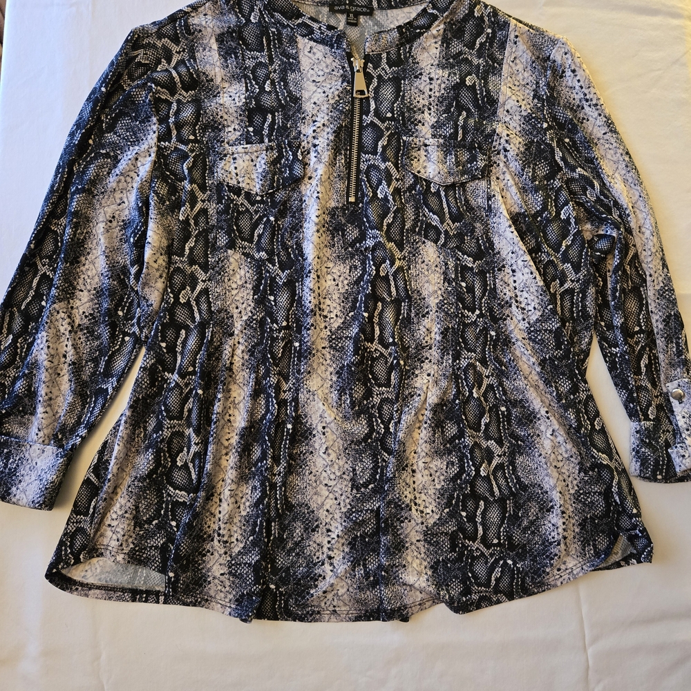 Ava & Grace Snake-Print Zip Front Blouse - Black & Cream